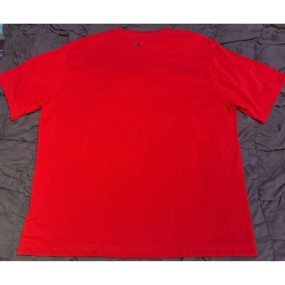 NEW Jordan Sneaker Patch T-Shirt Gym Red AJ1 HJ2326-687 Men's XL